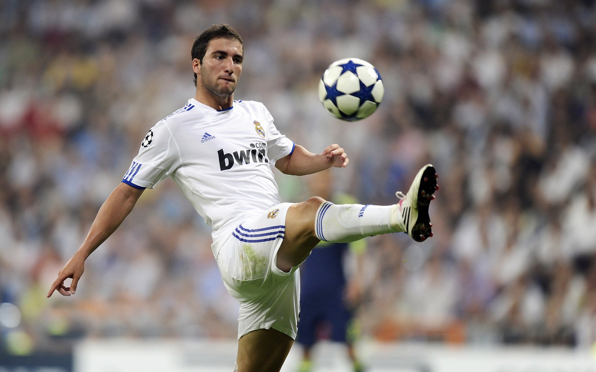 开云网页版-从NBA季后赛到世界杯预选赛，焦点战背后的突围哲学