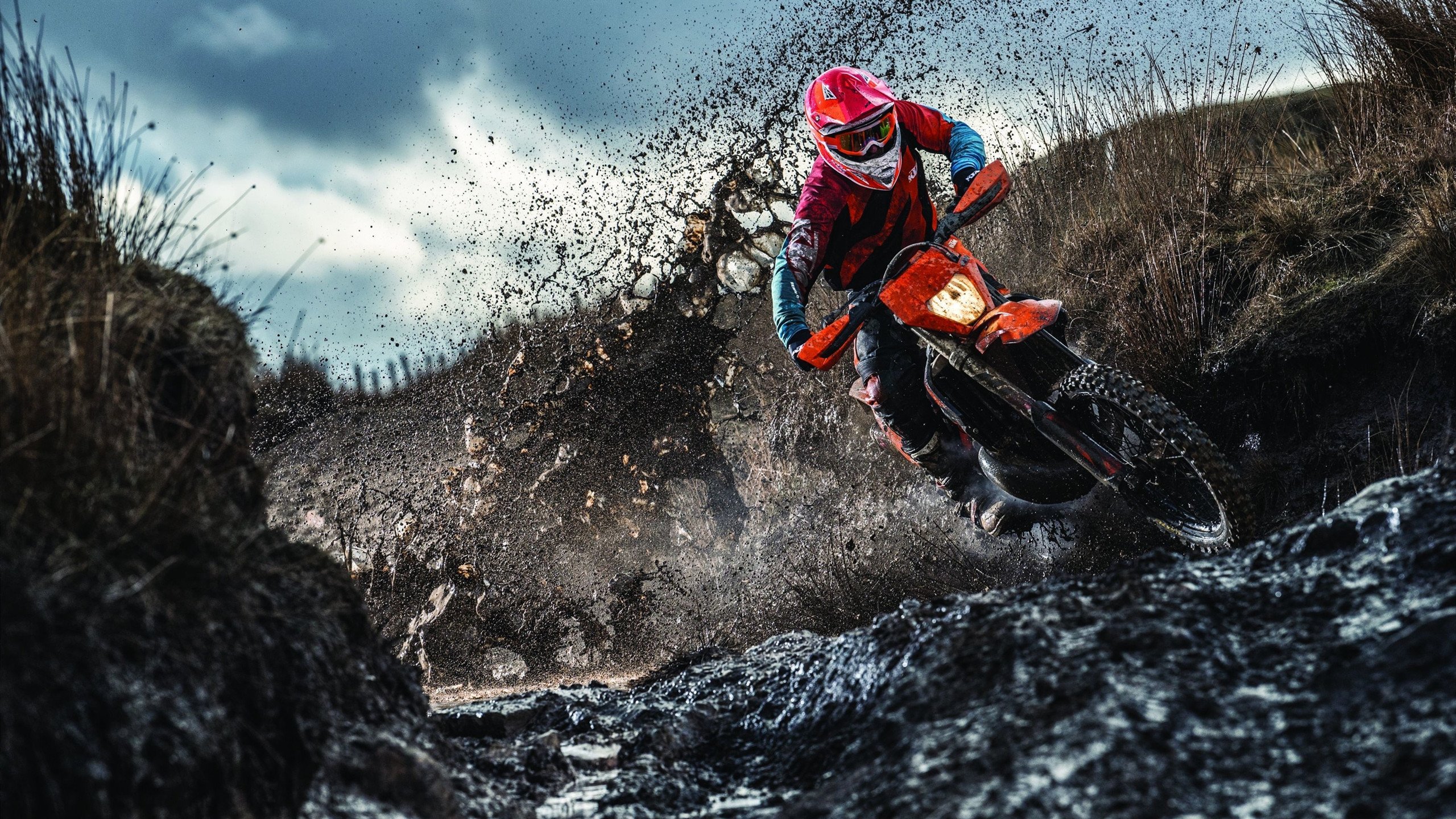 开云体育app-赛道上的交响指挥家，蒂亚戈如何成为F1新赛季揭幕战之夜的攻防转换核心